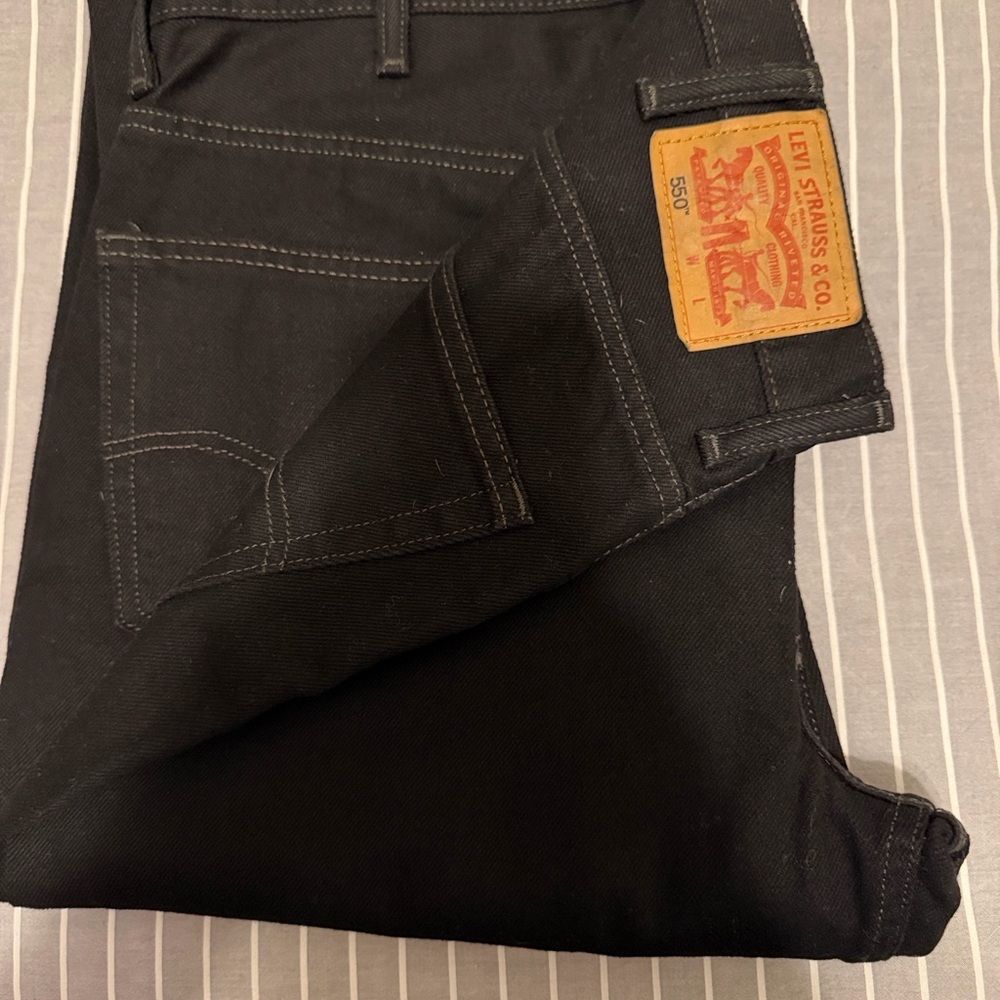 Levi's Men's black 550 Jeans 38x34